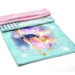Pastorelli Fleece blanket - "Queen of the ice with clubs and ball." - Image 3